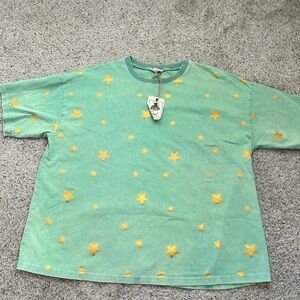 NWT Easel Green and Yellow Gold Star Tee